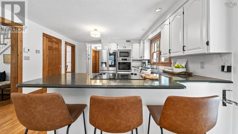 156 Brown Street — photo 10 of 40