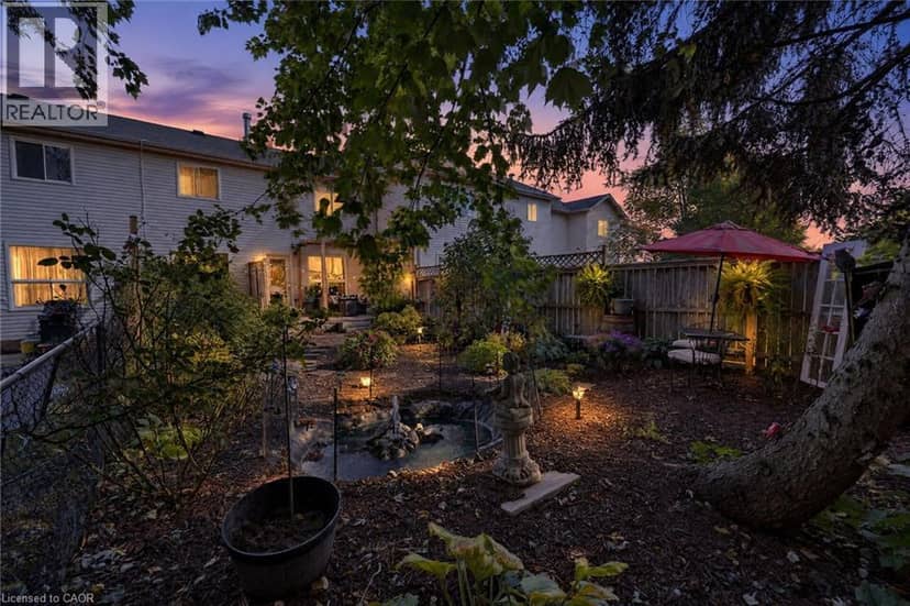 11 HEDGE LAWN Drive — photo 35 of 40