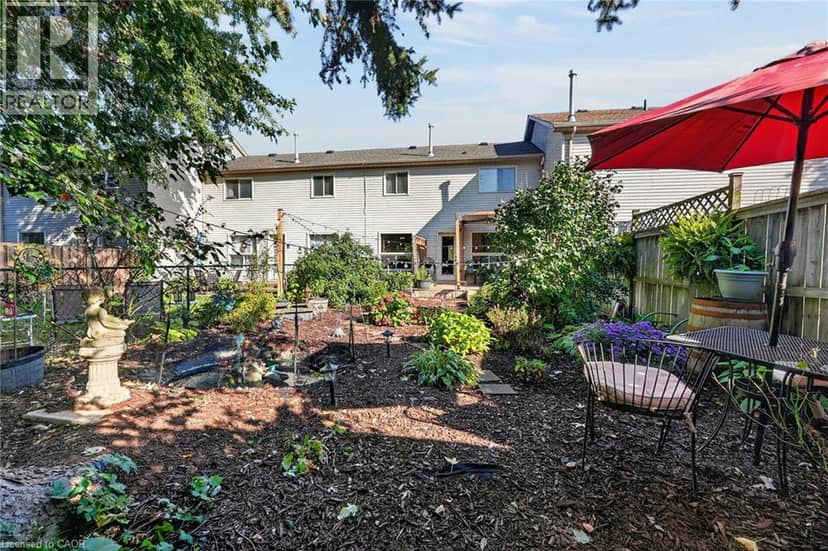 11 HEDGE LAWN Drive — photo 36 of 40