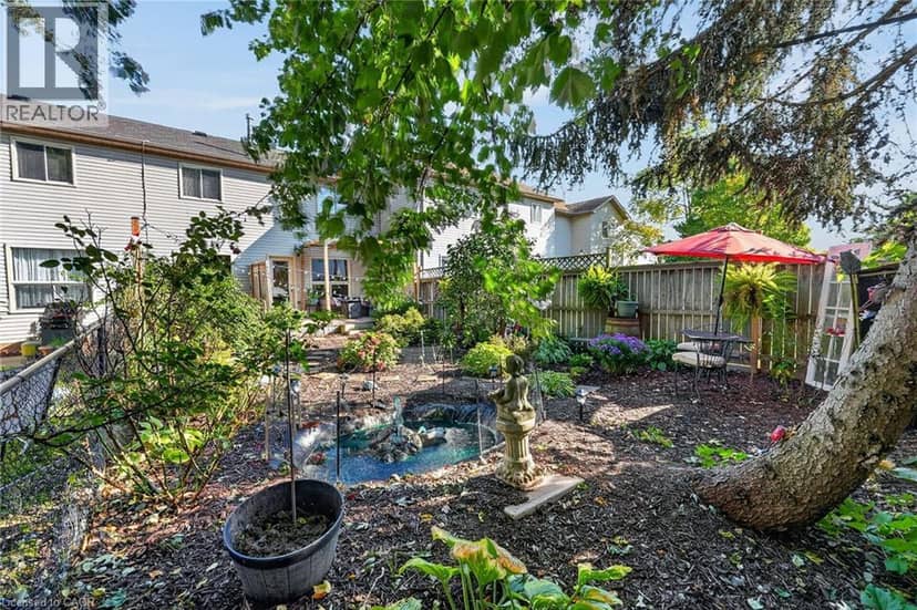 11 HEDGE LAWN Drive — photo 39 of 40