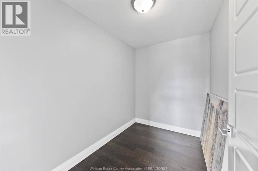 7370 Garnet Crescent — photo 19 of 25