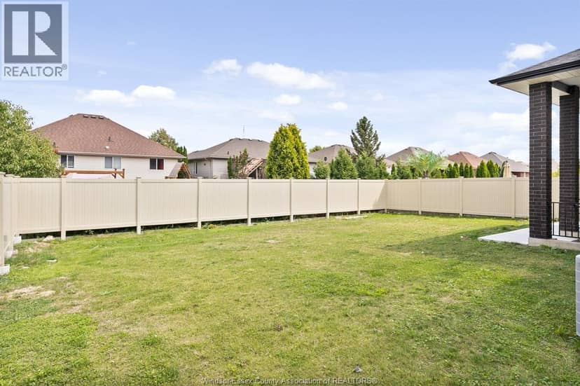 7370 Garnet Crescent — photo 23 of 25