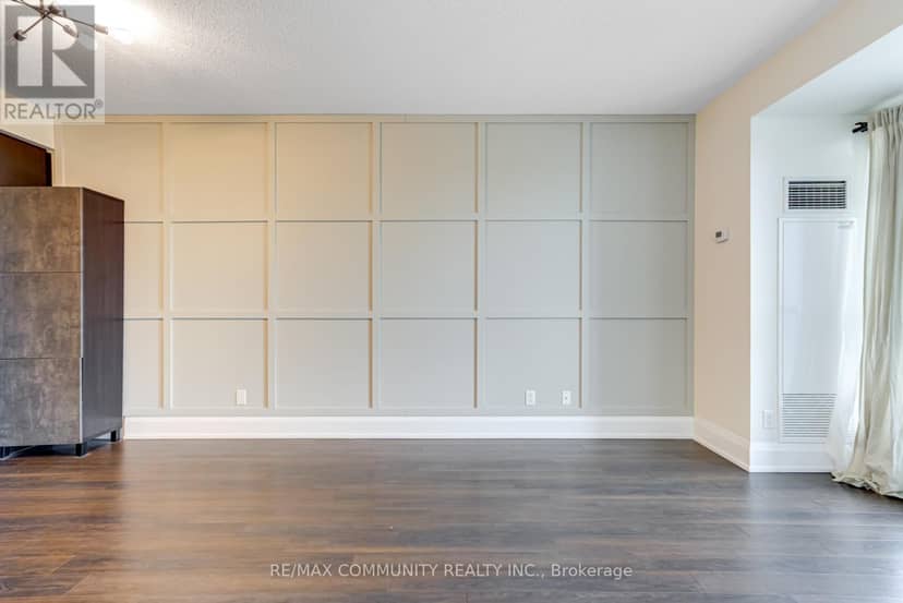 1008 - 120 Harrison Garden Boulevard — photo 14 of 29