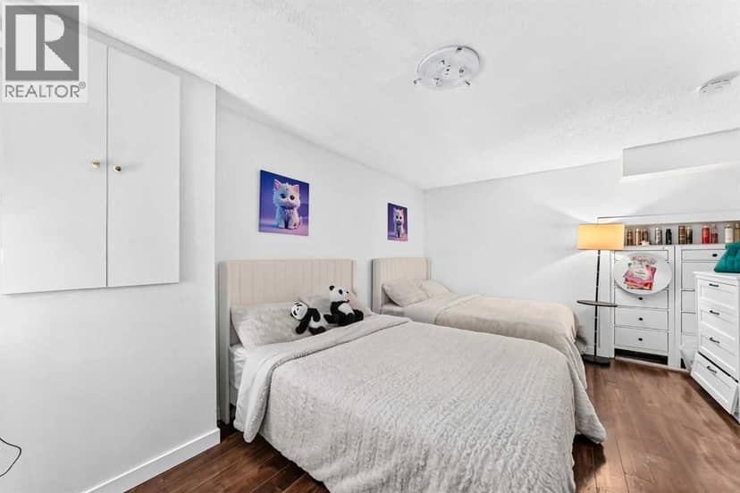 63 Millpark Road SW — photo 38 of 40