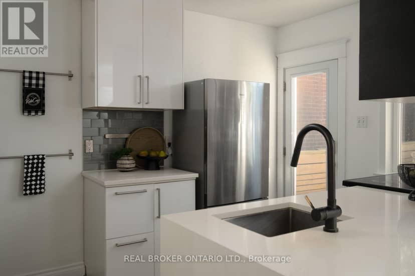 100 Oak Park Avenue — photo 17 of 40