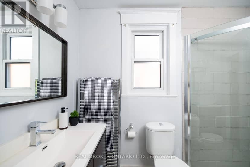 100 Oak Park Avenue — photo 29 of 40