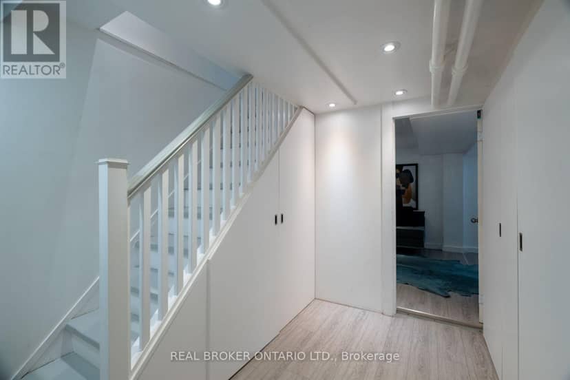 100 Oak Park Avenue — photo 36 of 40