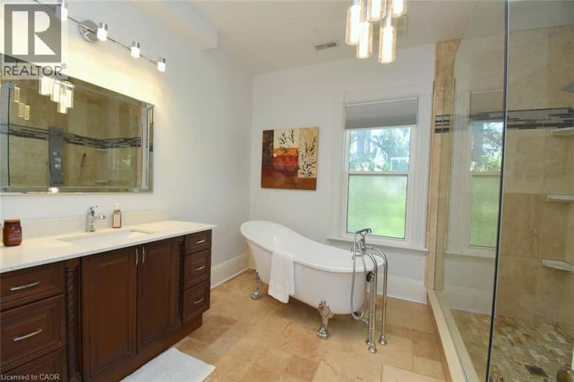 89 LYNDEN Road — photo 18 of 40