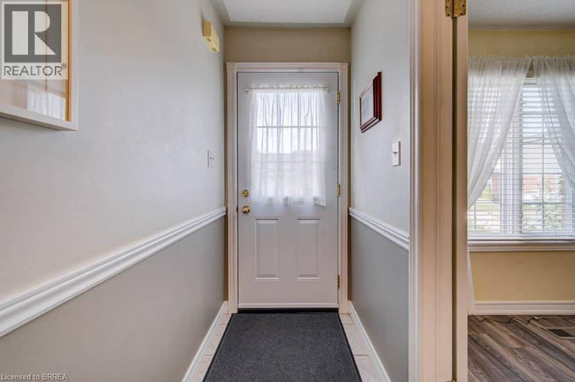 48C HARRIS Avenue, Brantford, photo 4