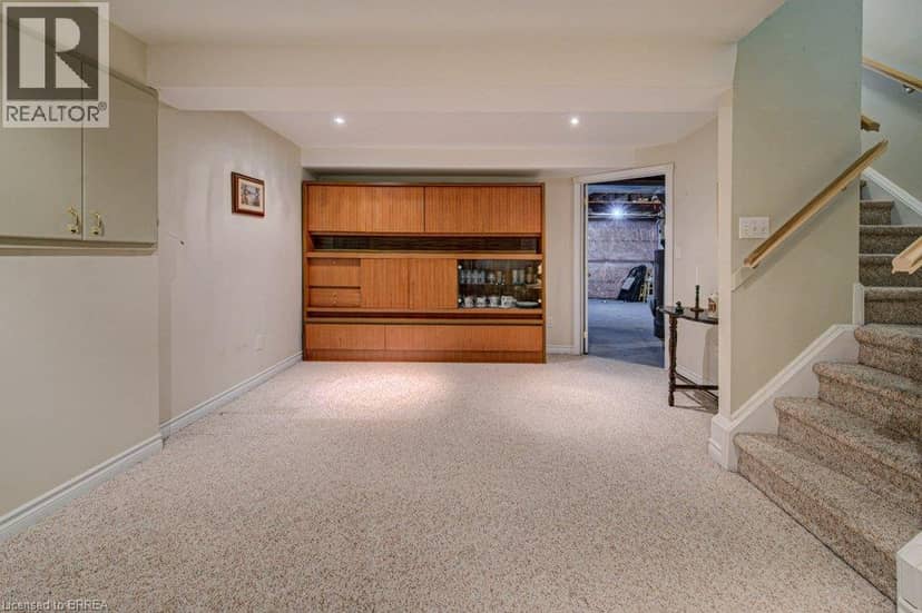 48C HARRIS Avenue — photo 30 of 40