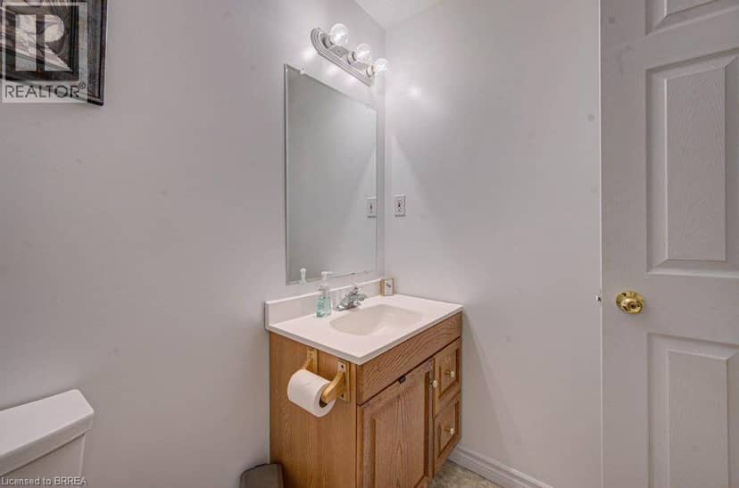 48C HARRIS Avenue — photo 36 of 40