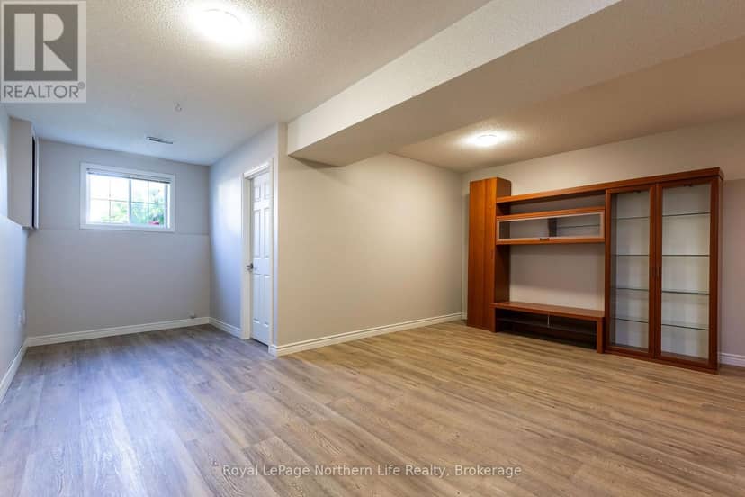 511 Bromley Avenue — photo 29 of 40