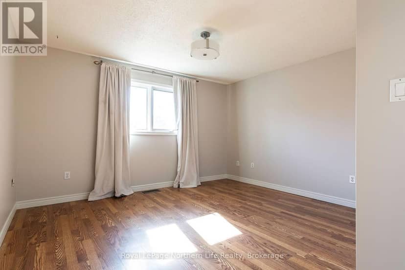511 Bromley Avenue — photo 23 of 40