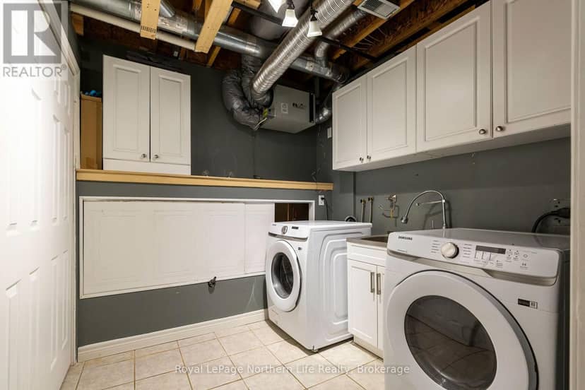 511 Bromley Avenue — photo 32 of 40