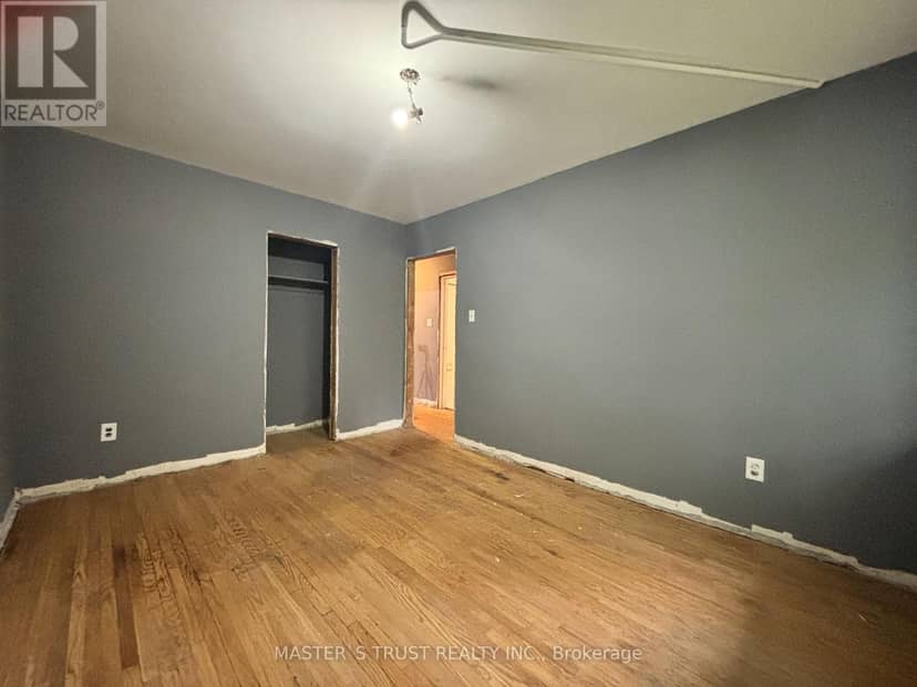 62 Melrose Avenue — photo 11 of 29