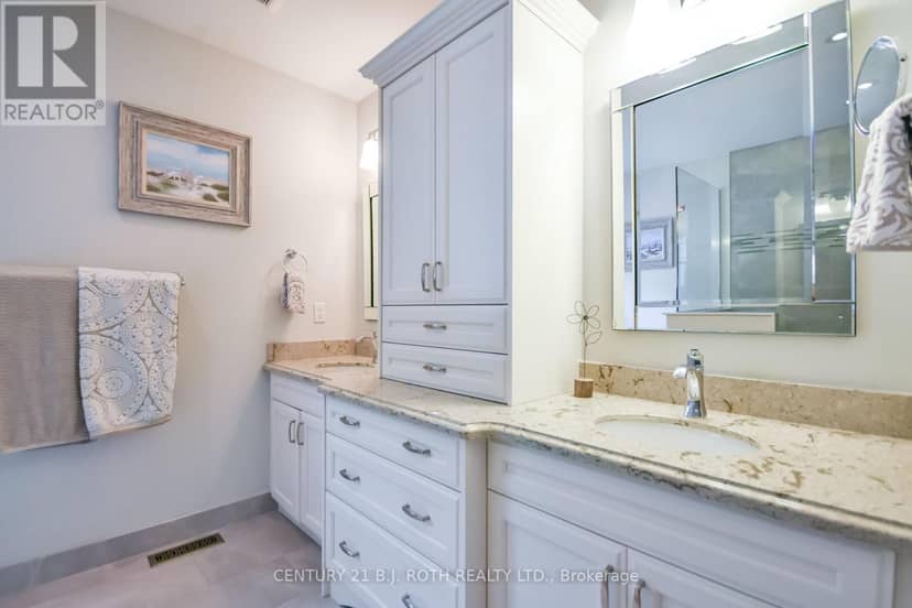 1 Silversands Crescent — photo 29 of 40