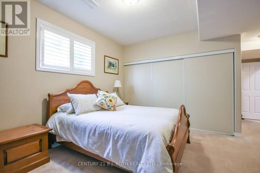 1 Silversands Crescent — photo 39 of 40