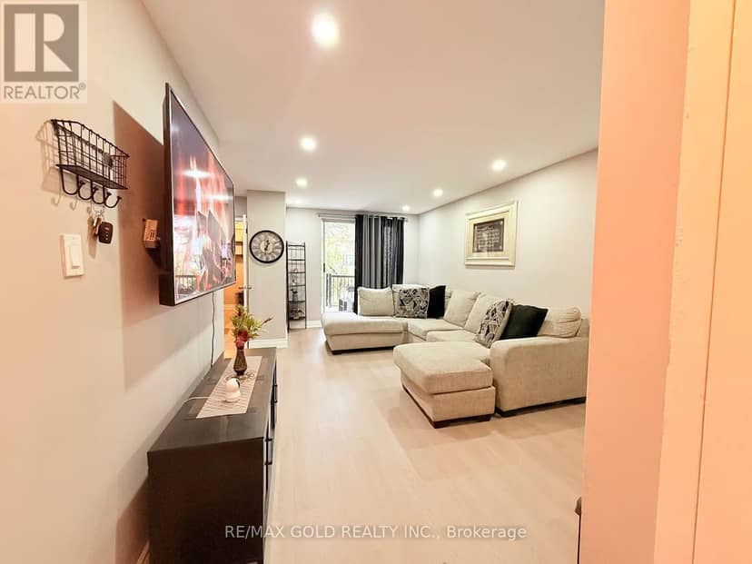 179 - 2095 Roche Court — photo 11 of 40