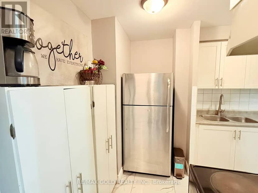 179 - 2095 Roche Court, Mississauga, photo 3