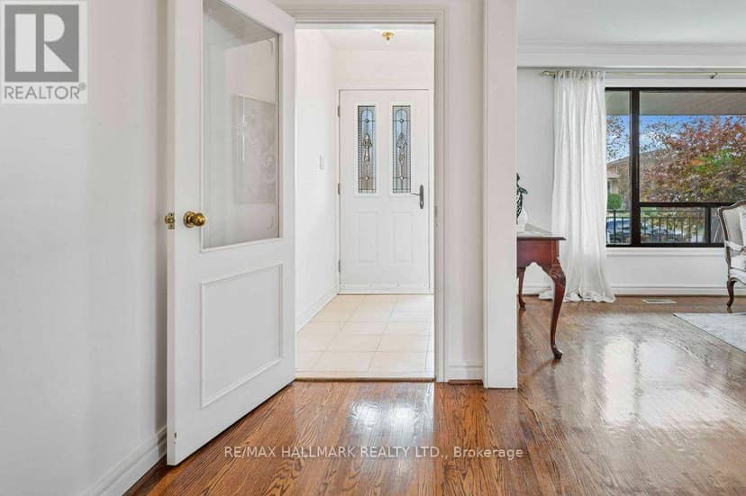 12 Tammy Lane, Toronto, photo 6