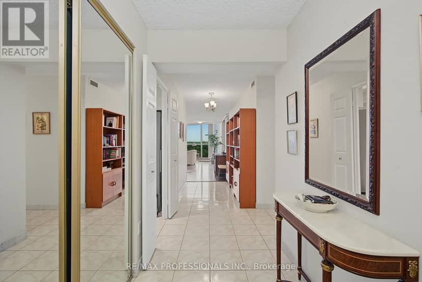 1004 - 2010 Islington Avenue — photo 18 of 40