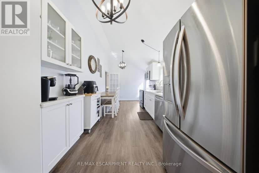 36 Queensdale Avenue W, Hamilton, photo 7