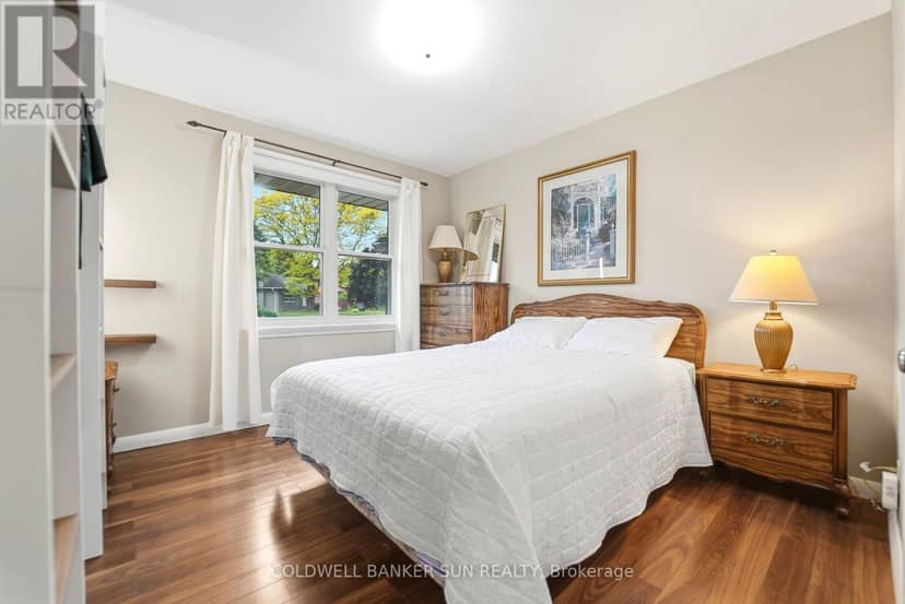 84 Dumbarton Street — photo 16 of 40