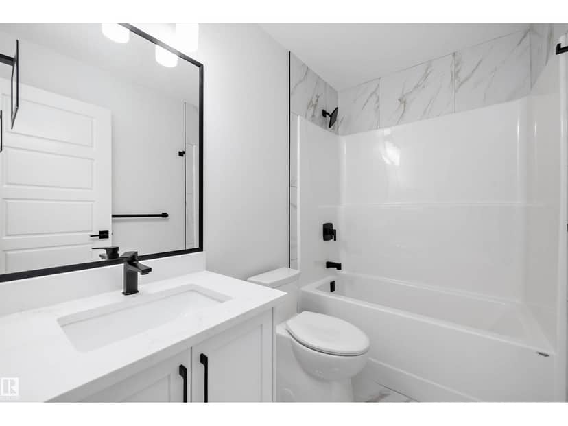 1774 Crossbill LO NW — photo 30 of 40