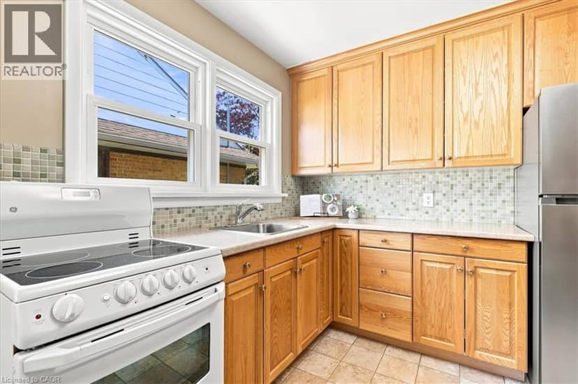 184 MURDOCK Avenue — photo 12 of 40