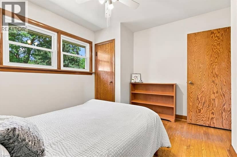184 MURDOCK Avenue — photo 18 of 40