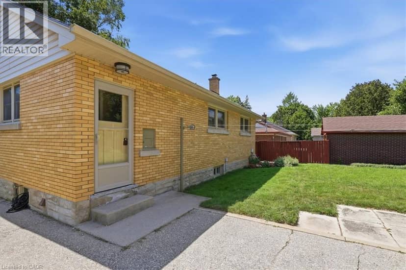 184 MURDOCK Avenue — photo 30 of 40