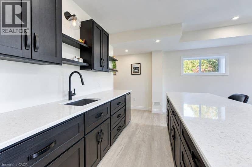 524 SUNDEW Drive — photo 32 of 40