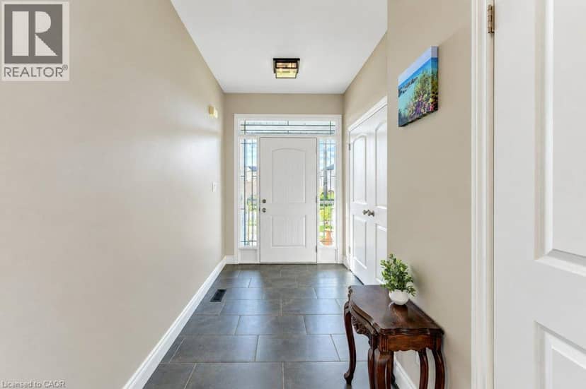 524 SUNDEW Drive — photo 3 of 40