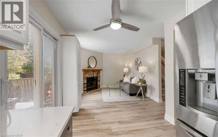 2092 HUNT Crescent — photo 15 of 39