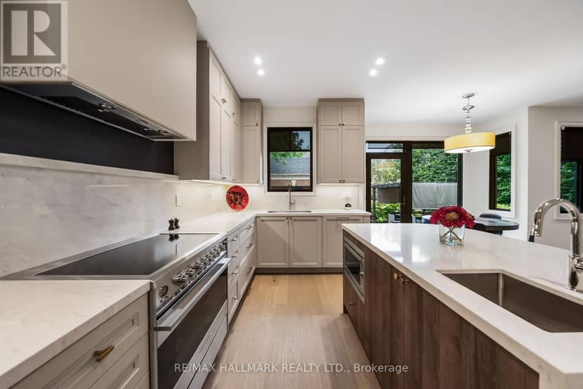 54 Theobalds Circle — photo 16 of 40