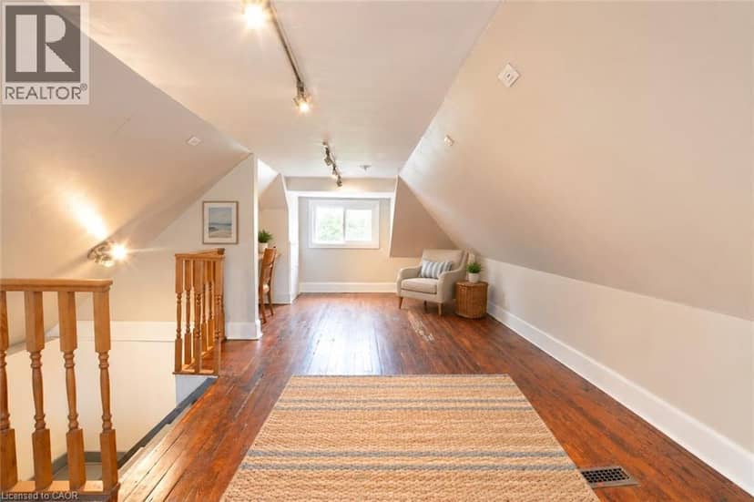 230 DUKE Street — photo 13 of 21