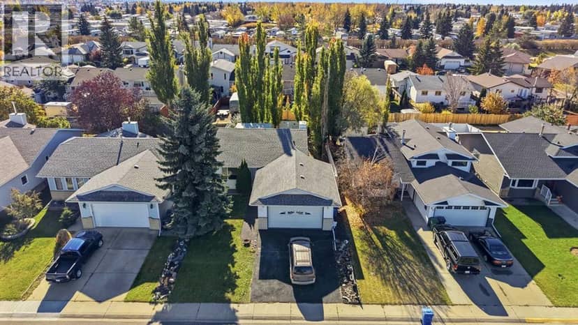 23 Kirby Street, Red Deer, photo 3