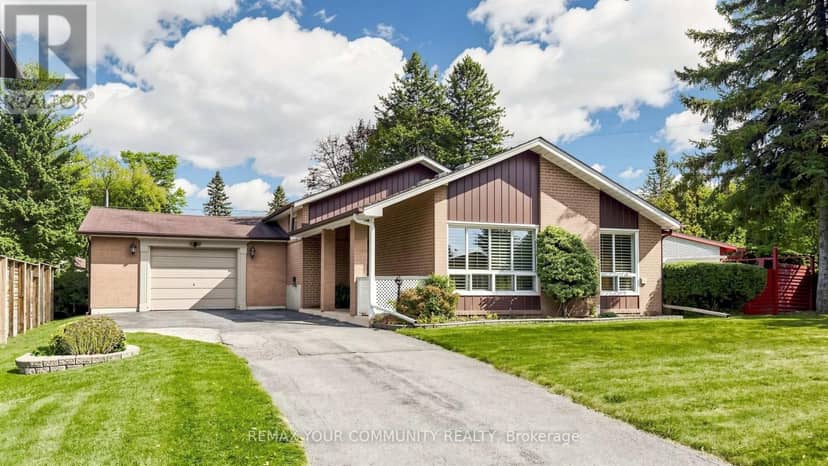 43 Seaton Drive, Aurora