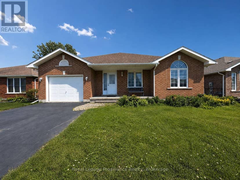 17 Sumac Terrace — photo 1 of 21