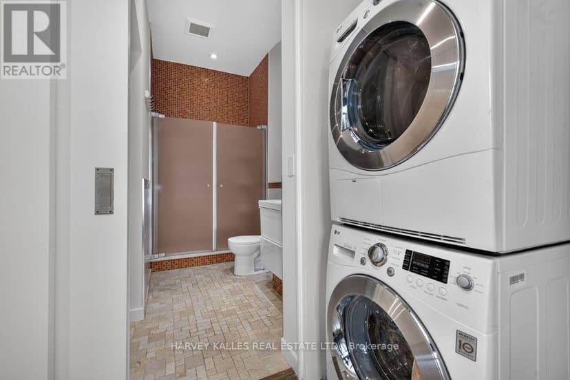 1E - 86 Gerrard Street E — photo 22 of 29
