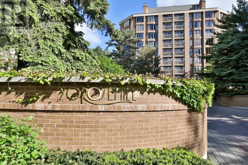 805 - 70 Rosehill Avenue, Toronto