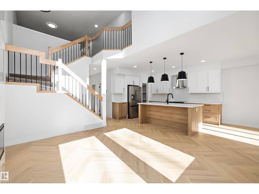 1745 Crossbill LO NW NW — photo 10 of 40
