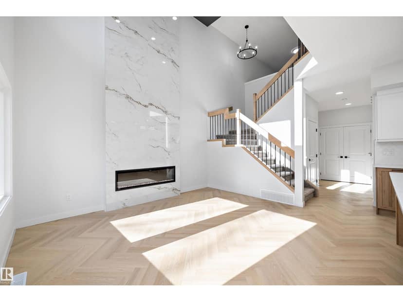 1745 Crossbill LO NW NW — photo 11 of 40