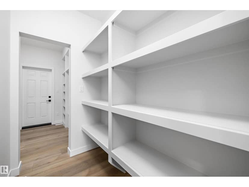 1753 Crossbill LO NW NW — photo 25 of 40
