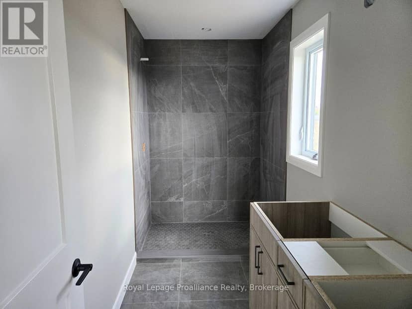 15 Horton Court — photo 9 of 12