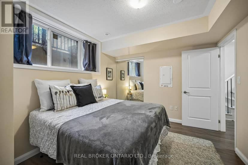 46 - 26 Fieldway Road — photo 14 of 19
