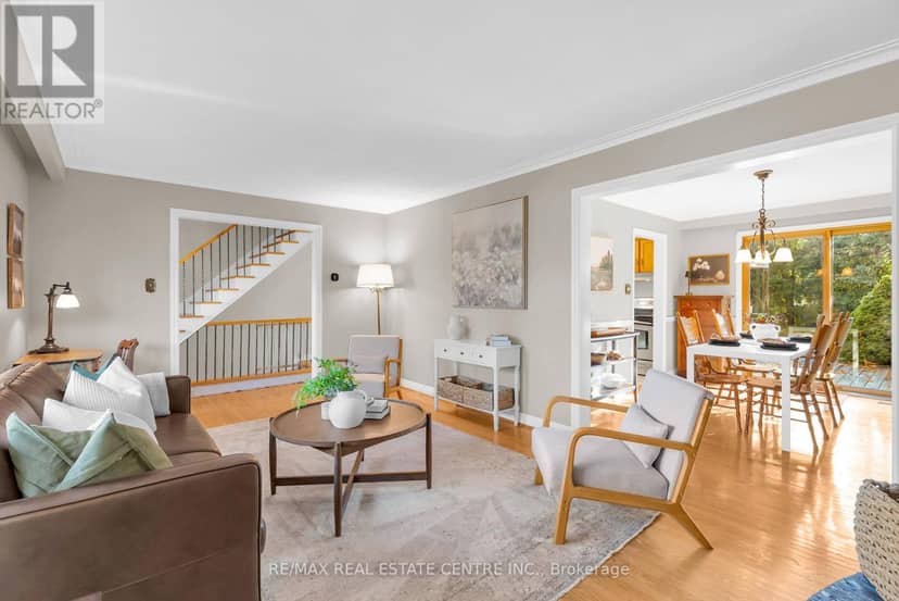 11 Dawson Crescent — photo 16 of 40