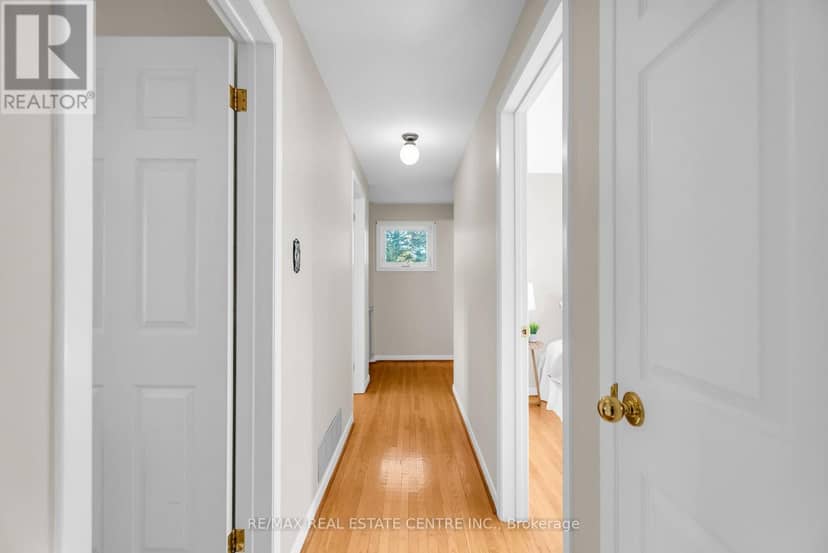 11 Dawson Crescent — photo 29 of 40