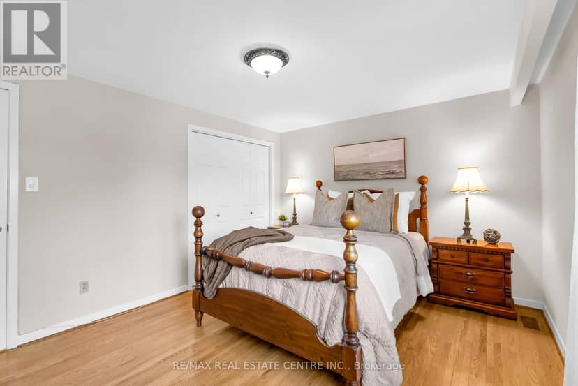 11 Dawson Crescent — photo 31 of 40