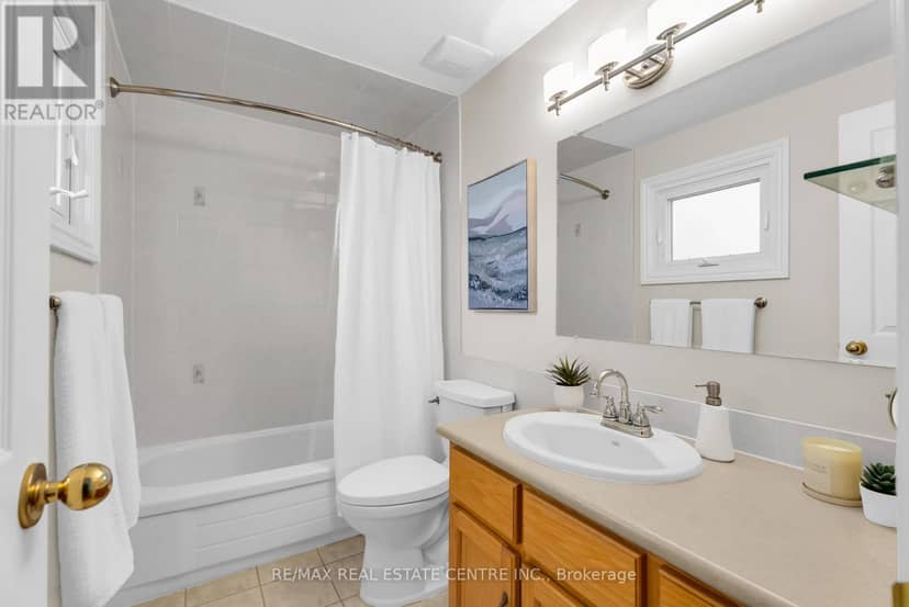 11 Dawson Crescent — photo 36 of 40